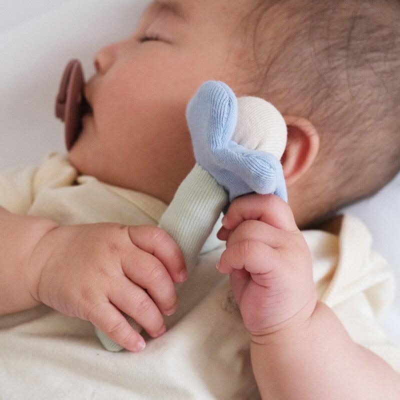 嬰兒搖鈴:促進寶寶全面發展的必備早教玩具 - BB Dressup