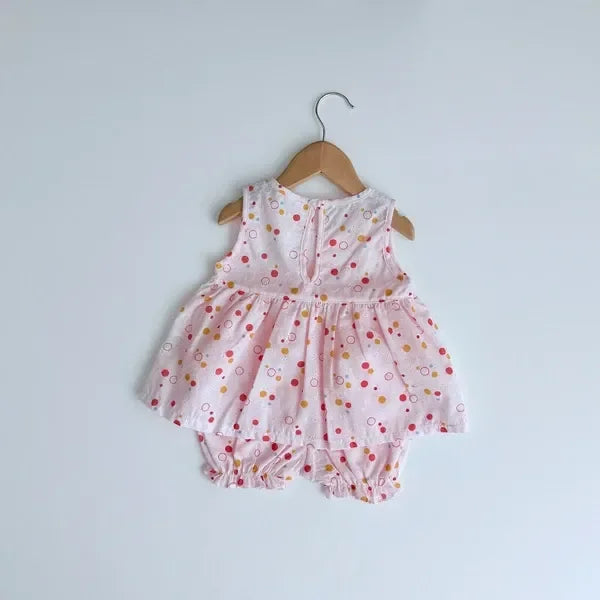 高品質日本製女童服飾,符合安全標準且不含螢光劑。