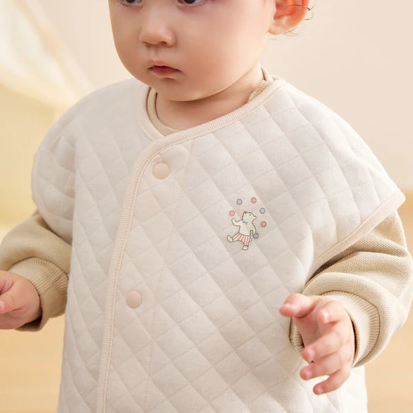 [現貨] 日本直送Combi Mini 嬰兒米色小熊針織布保暖無袖睡衣 (50-80cm) - BB Dressup