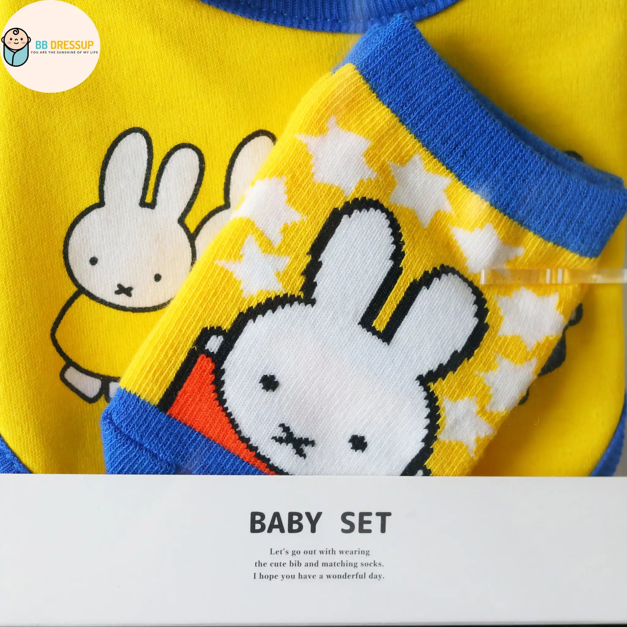 [現貨] 日本直送LIG 嬰兒口水肩/嬰兒襪Baby Gift set禮盒 (Miffy A款) - BB Dressup