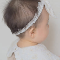 [現貨] 日本製 Lien De Famille 嬰兒白色刺繡絲帶嬰兒髮帶 - BB Dressup