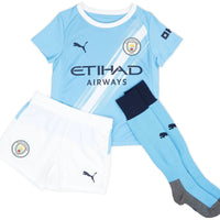 [現貨] 特別企劃 Ball3Man25/26 曼城主場童裝波衫/球衣套裝 FULLKIT (衫褲襪) - 2-3Yr - BB Dressup