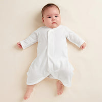 [現貨] 日本直送Combi Mini 初生嬰兒 白色100%純棉柔軟魔術貼連身衣 (50-70cm)