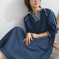 融合日系浪漫美學與蕾絲拼接工藝之女裝連身裙。