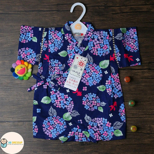 東商店和服屁包衣，為寶寶提供精緻的日式慶祝造型。