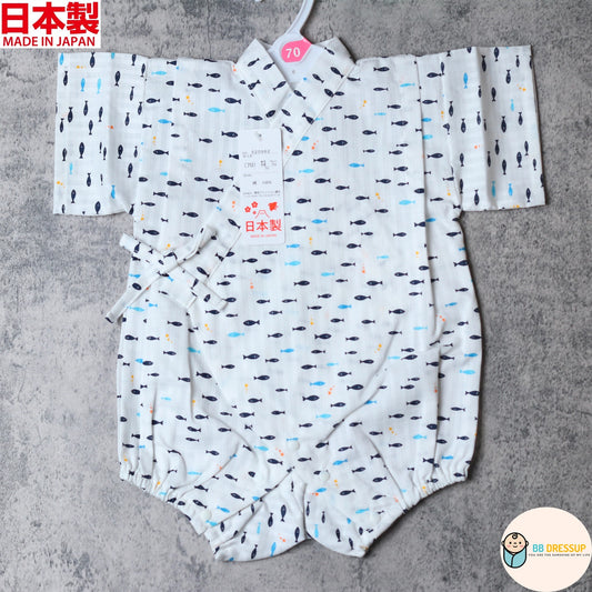 日本製 MAM 品牌嬰兒白色小魚圖案甚平連身衣，包屁衣款式。