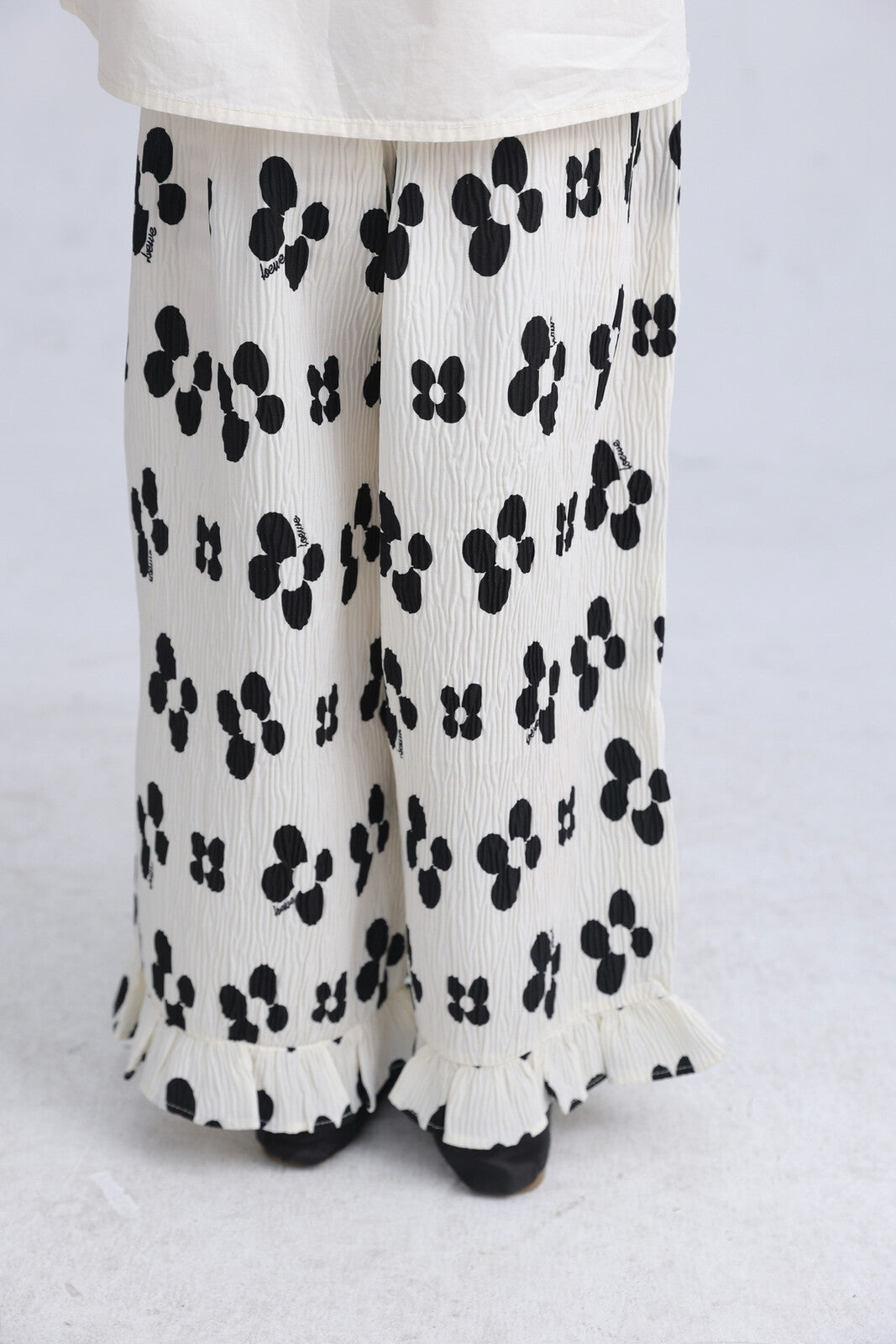 [現貨] 日本直送 Migaro 女童全棉白色印花荷葉邊寬長褲 (110cm) - BB Dressup