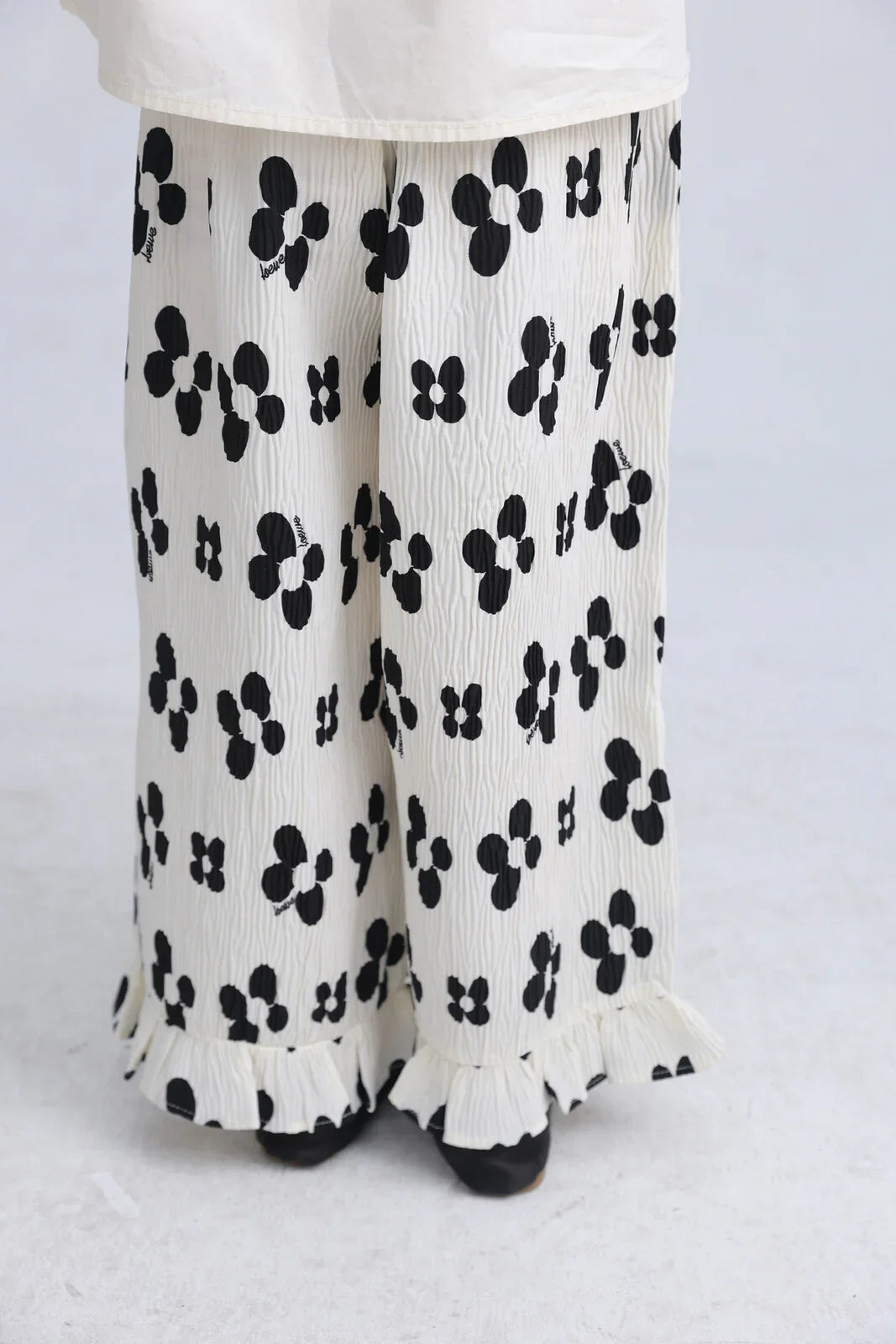 [現貨] 日本直送 Migaro 女童全棉白色印花荷葉邊寬長褲 (110cm) - BB Dressup