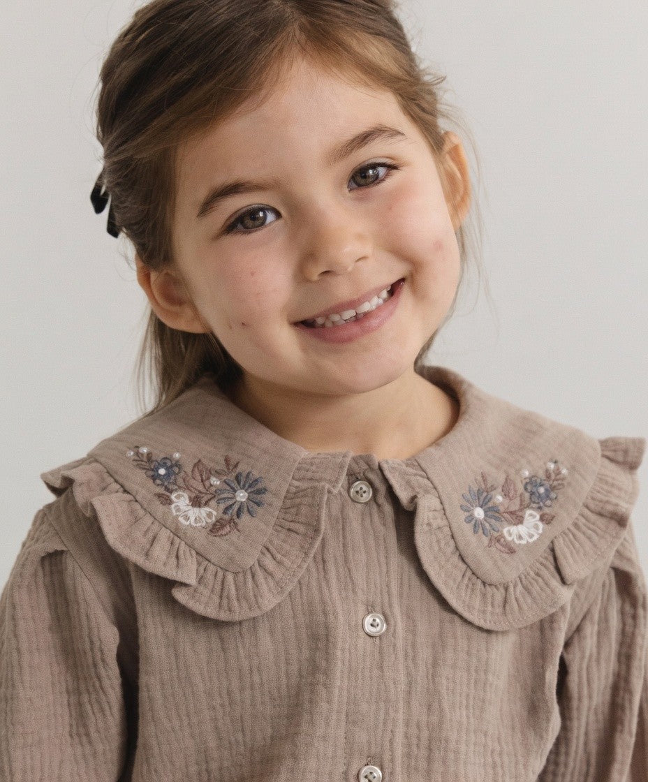 [現貨] 日本直送 Pairmanon 女童裝 灰米色雙層紗繡花 洋裝上衣 (100-120cm) - BB Dressup