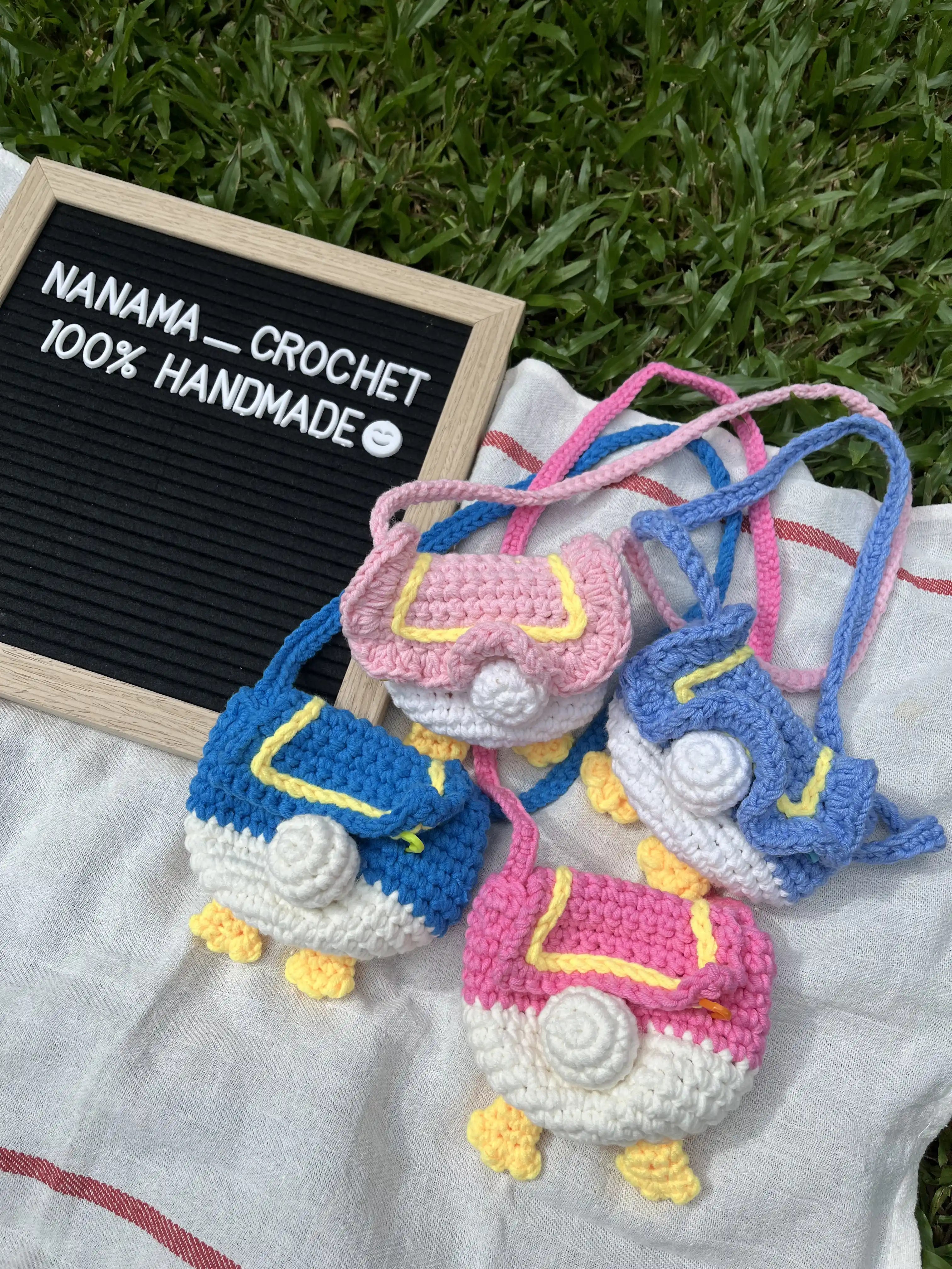 [預購] 香港製造 NANAMA CROCHET 唐老鴨鈎織屁屁包親子套裝 - BB Dressup