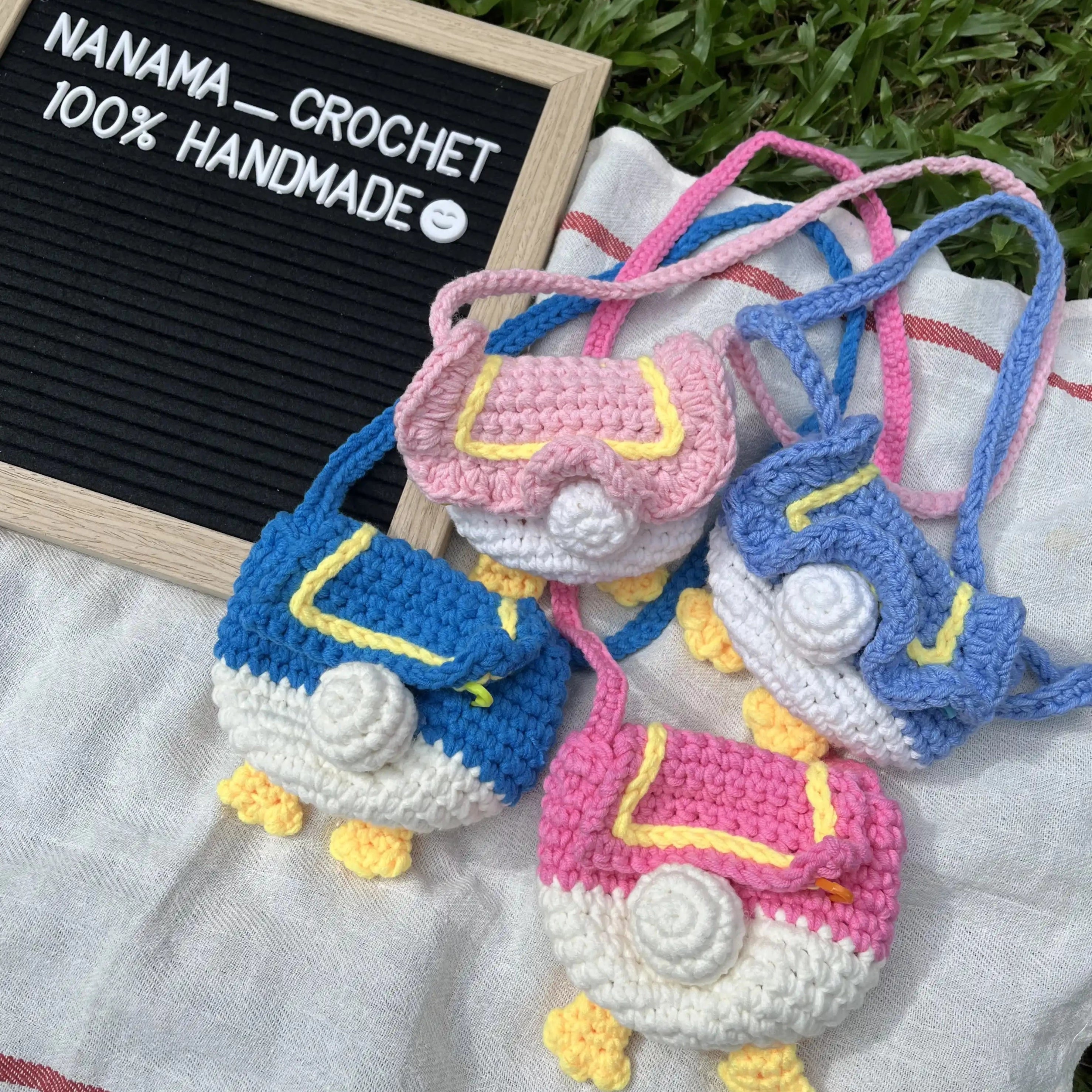 [預購] 香港製造 NANAMA CROCHET 親子裝款式 唐老鴨鈎織屁屁包(小童款) - BB Dressup