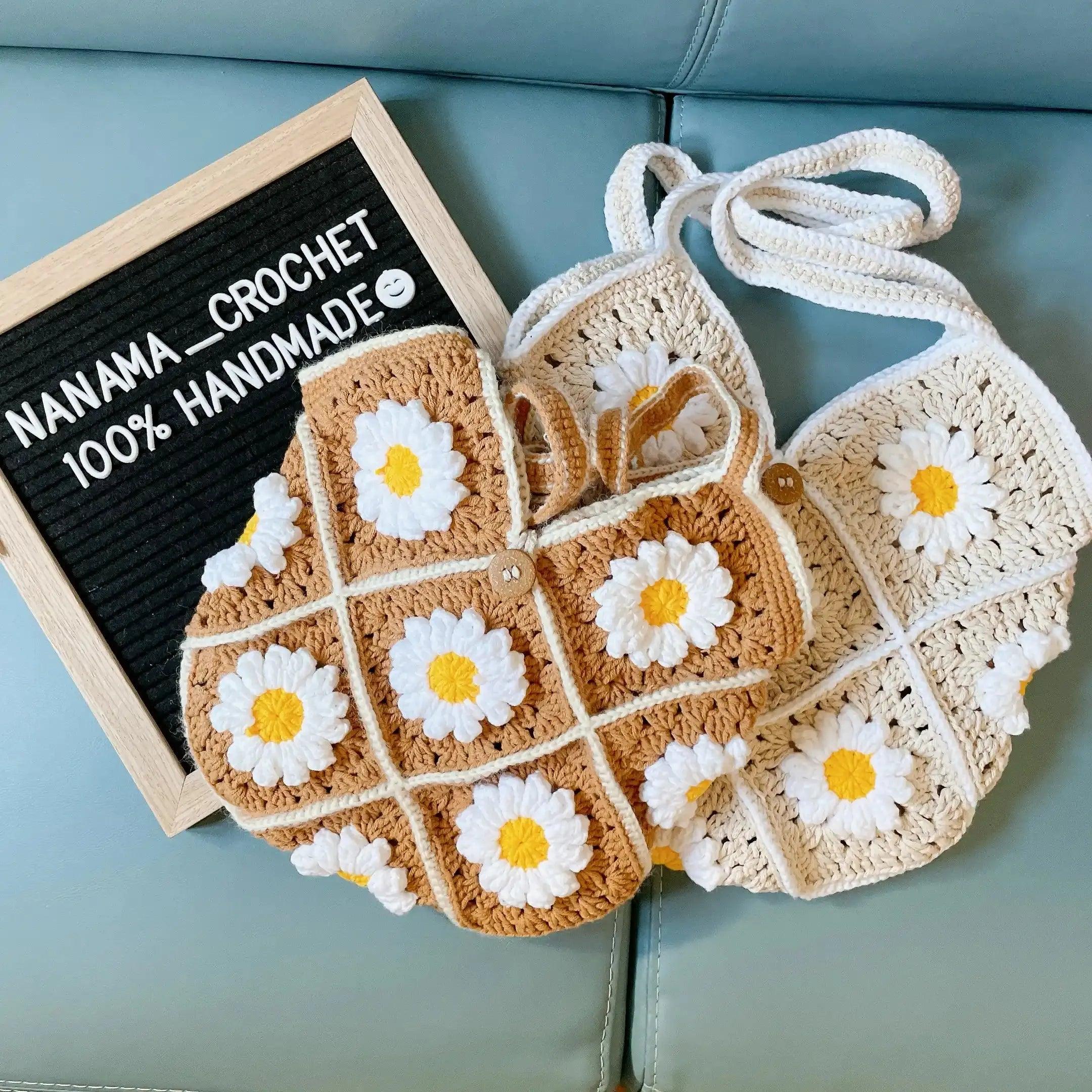 [預購] 香港製造 NANAMA CROCHET 親子款式 鈎織祖母格花花單肩包 (兩色) - BB Dressup