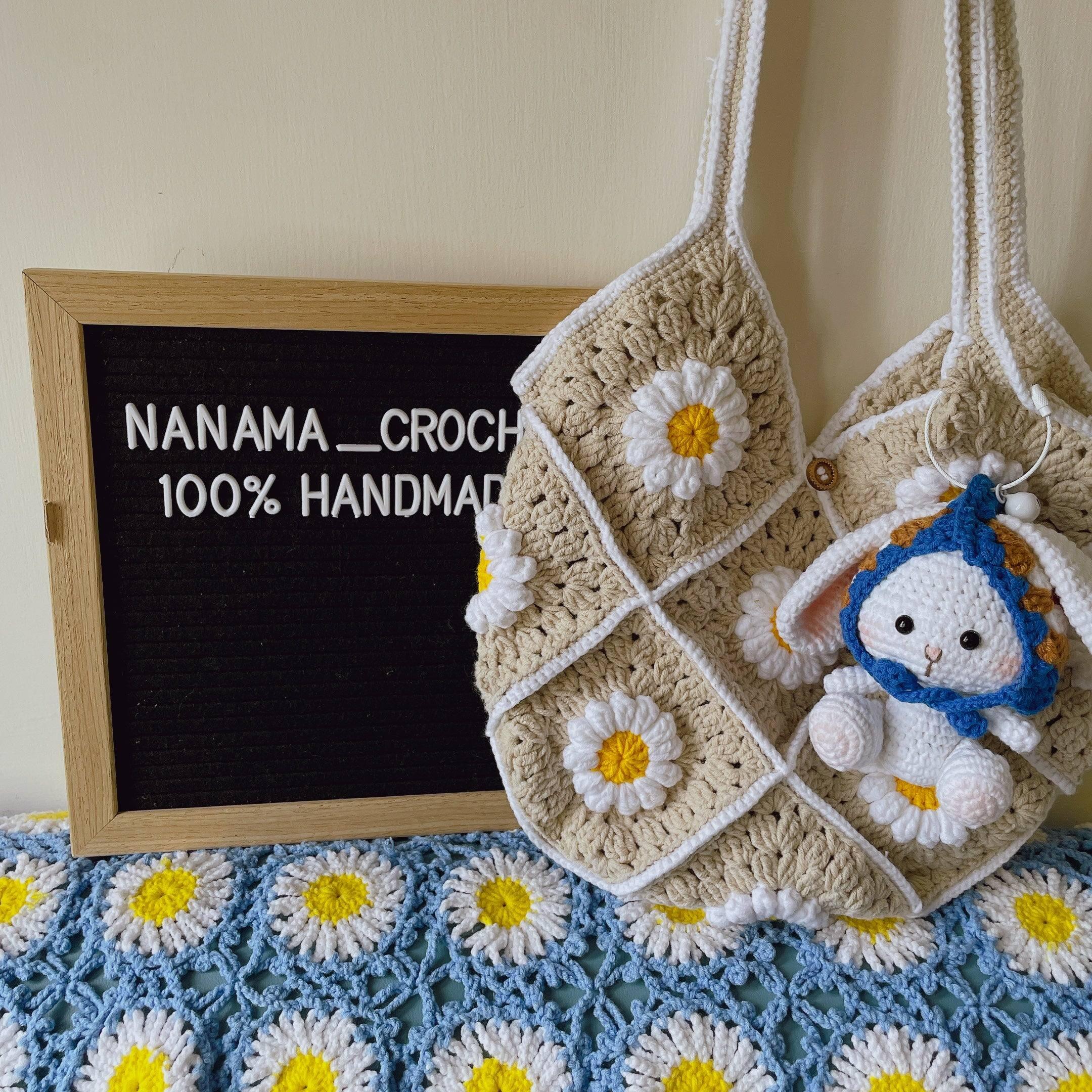 [預購] 香港製造 NANAMA CROCHET 祖母格復活兔 鈎織公仔 - BB Dressup